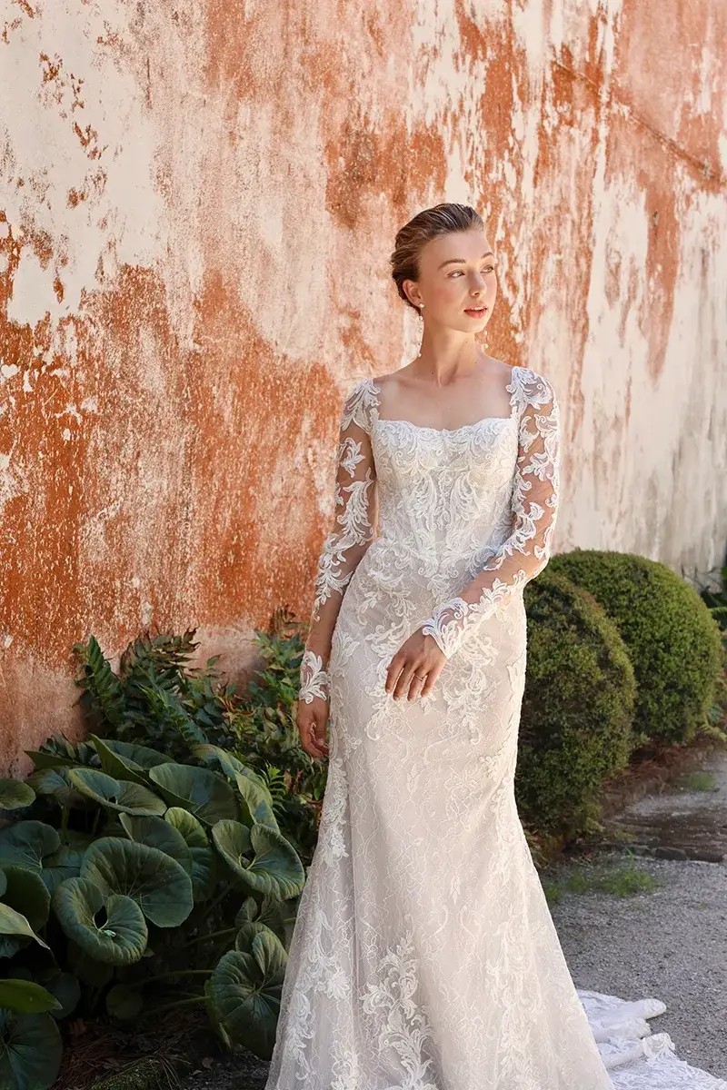 Top Sleeve Trends in 2025 Wedding Dresses: From Classic to Contemporary Image