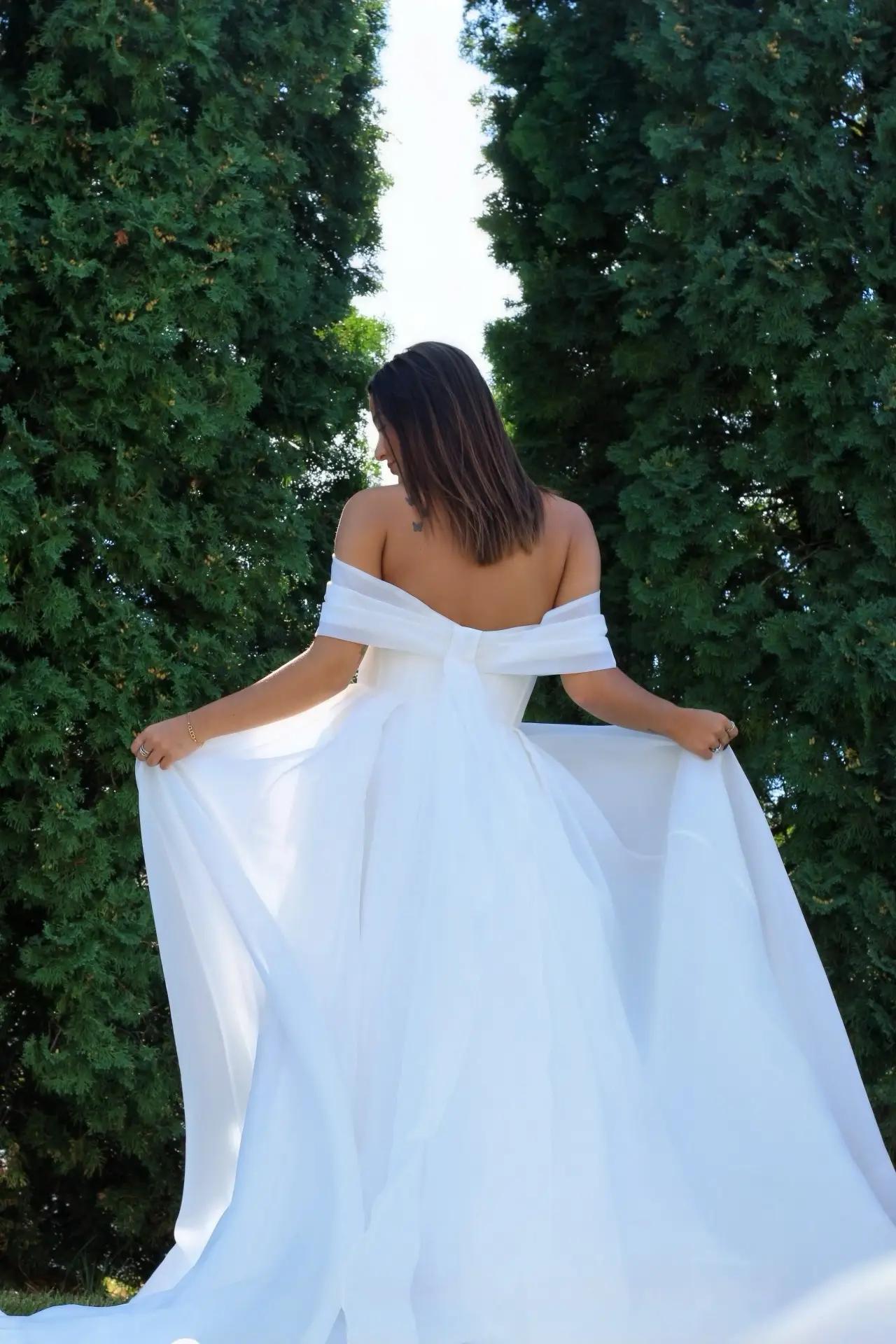 madi lane bridal gown